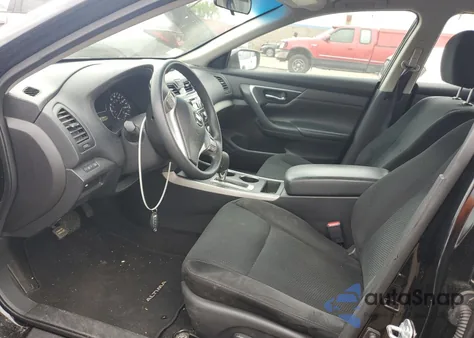 2015 Nissan Altima 2.5 из США, поврежденный, VIN 1N4AL3AP3FN399416